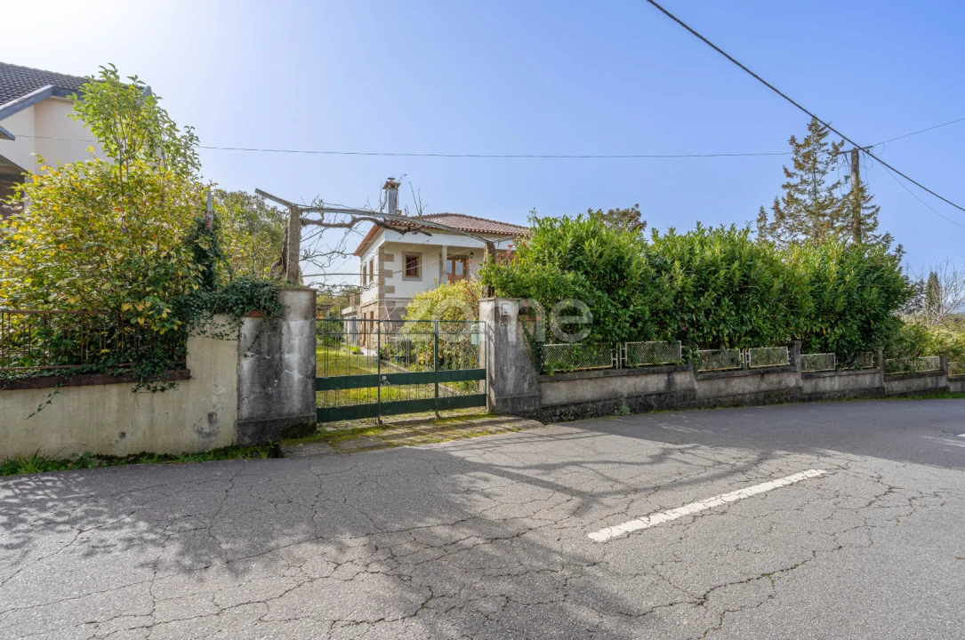 Moradia T4 para Venda em Lanheses Foto 6