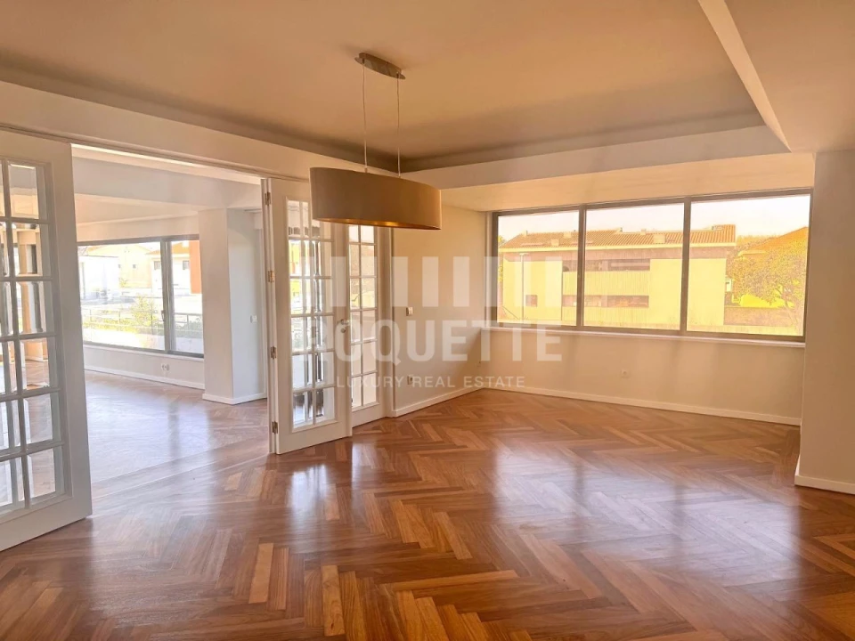 Apartamento T5 para Arrendamento em Aldoar, Foz do Douro e Nevogilde Foto 2