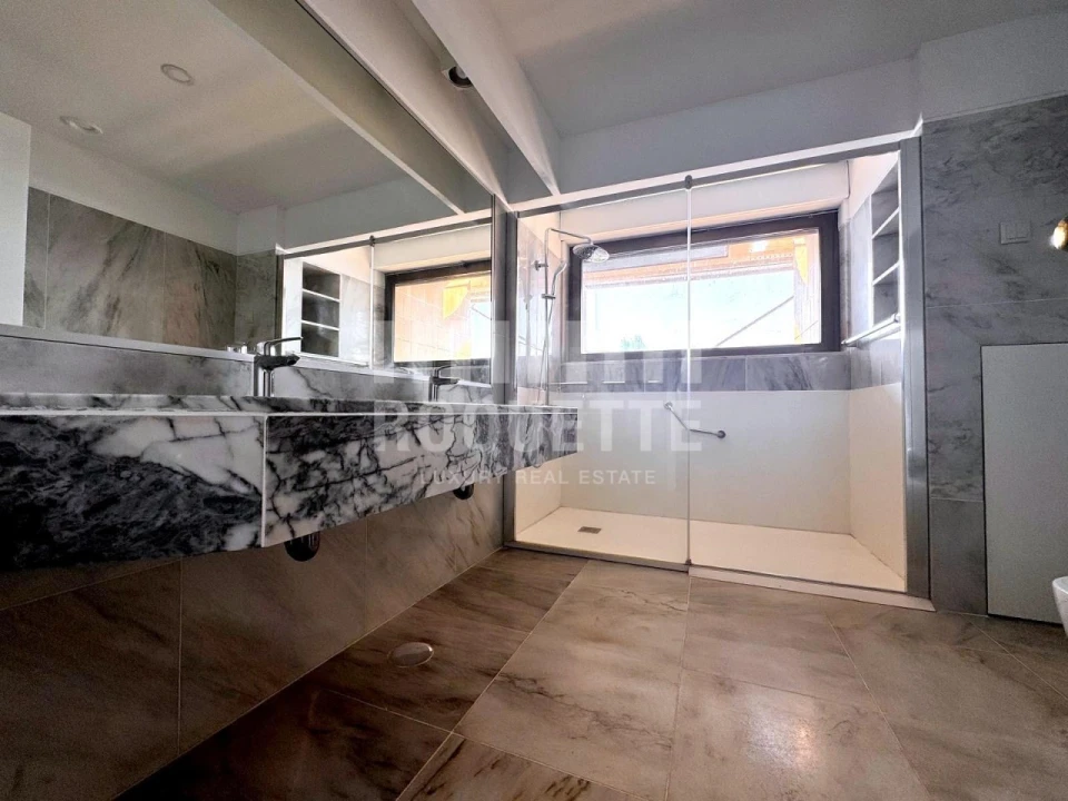 Apartamento T5 para Arrendamento em Aldoar, Foz do Douro e Nevogilde Foto 17