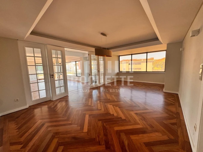 Apartamento T5 para Arrendamento em Aldoar, Foz do Douro e Nevogilde Foto 3