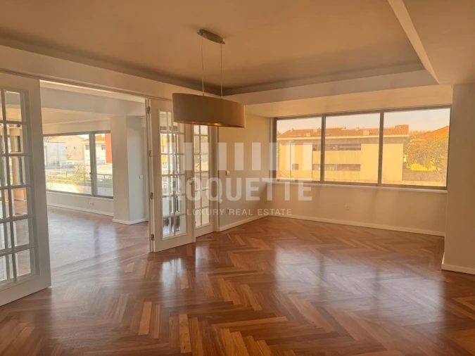 Apartamento T5 para Arrendamento em Aldoar, Foz do Douro e Nevogilde Foto 4