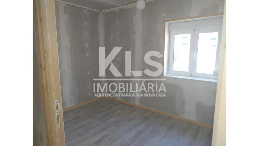 Moradia T2 para Venda em Vila Verde Foto 12