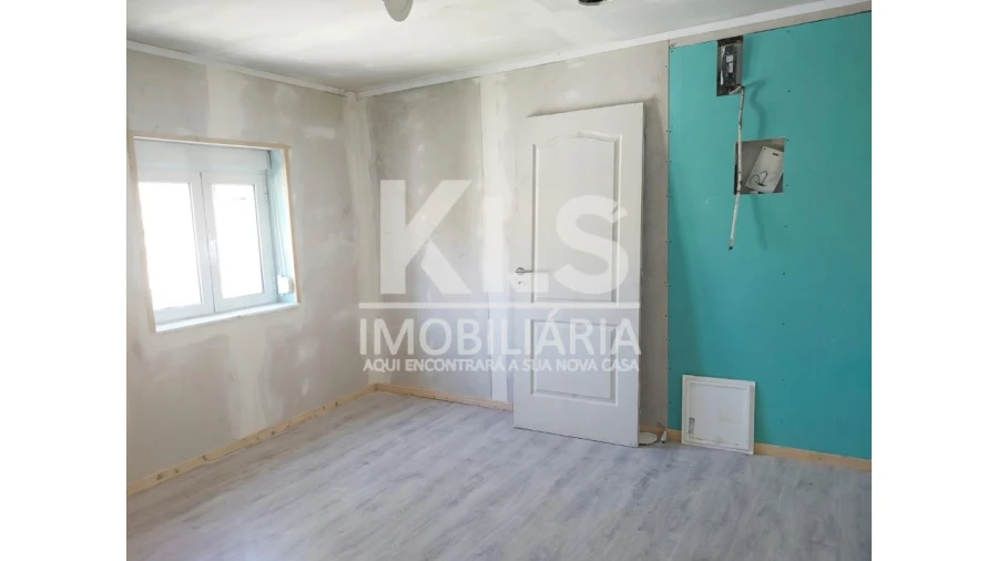 Moradia T2 para Venda em Vila Verde Foto 13