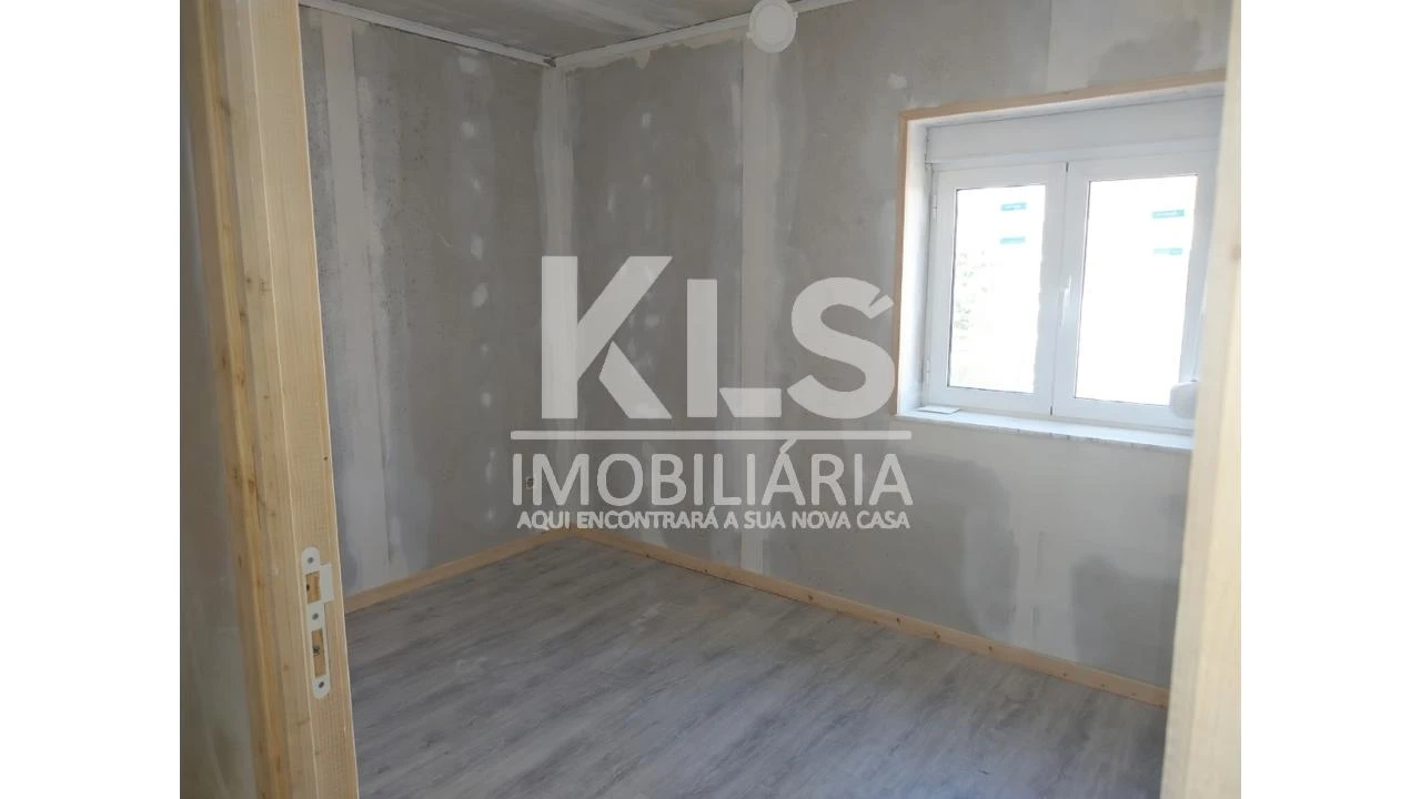 Moradia T2 para Venda em Vila Verde Foto 12