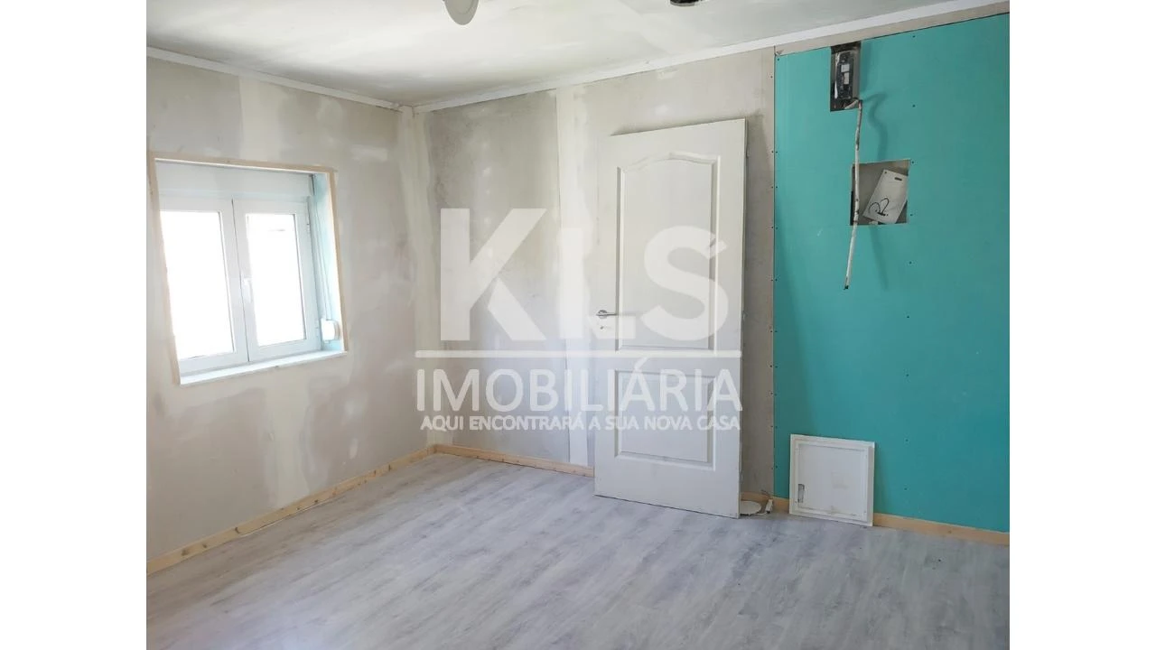 Moradia T2 para Venda em Vila Verde Foto 13