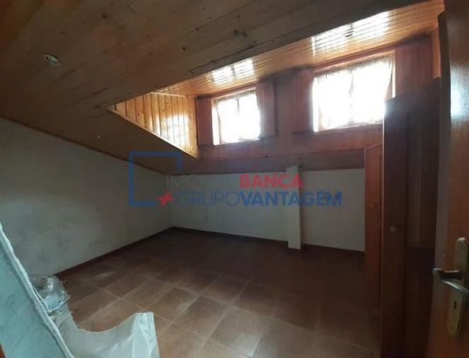 Moradia T2 para Venda em Lourosa Foto 3