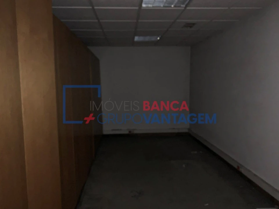 Loja para Venda em Santa Maria de Lamas Foto 6