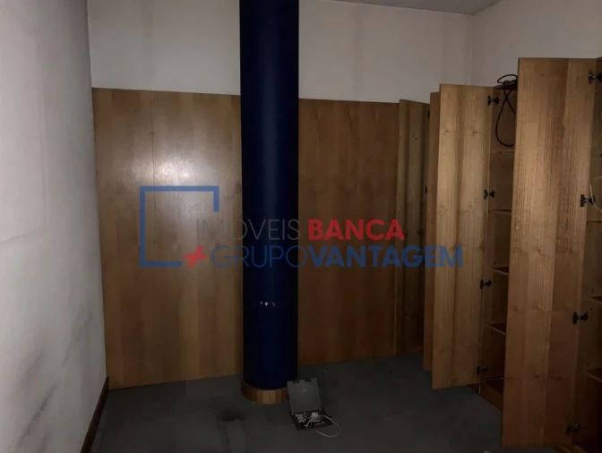 Loja para Venda em Santa Maria de Lamas Foto 3