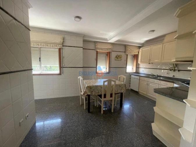 Apartamento T3 para Venda em Aguada de Cima Foto 2