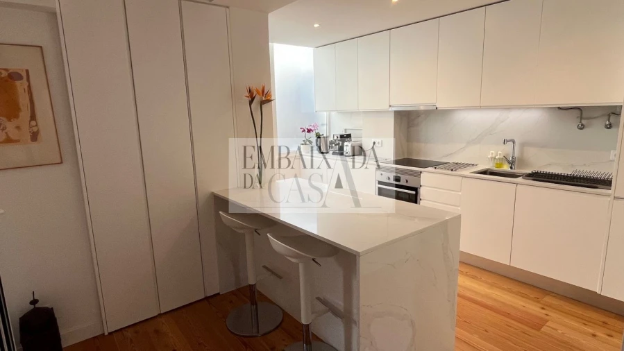 Apartamento T2 para Venda em Alvalade Foto 7