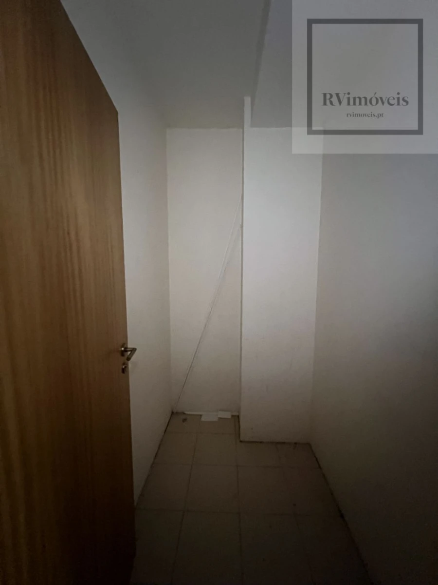 Apartamento T3 para Venda em Darque Foto 33