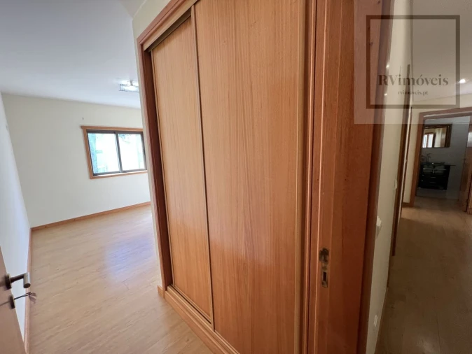 Apartamento T3 para Venda em Darque Foto 13