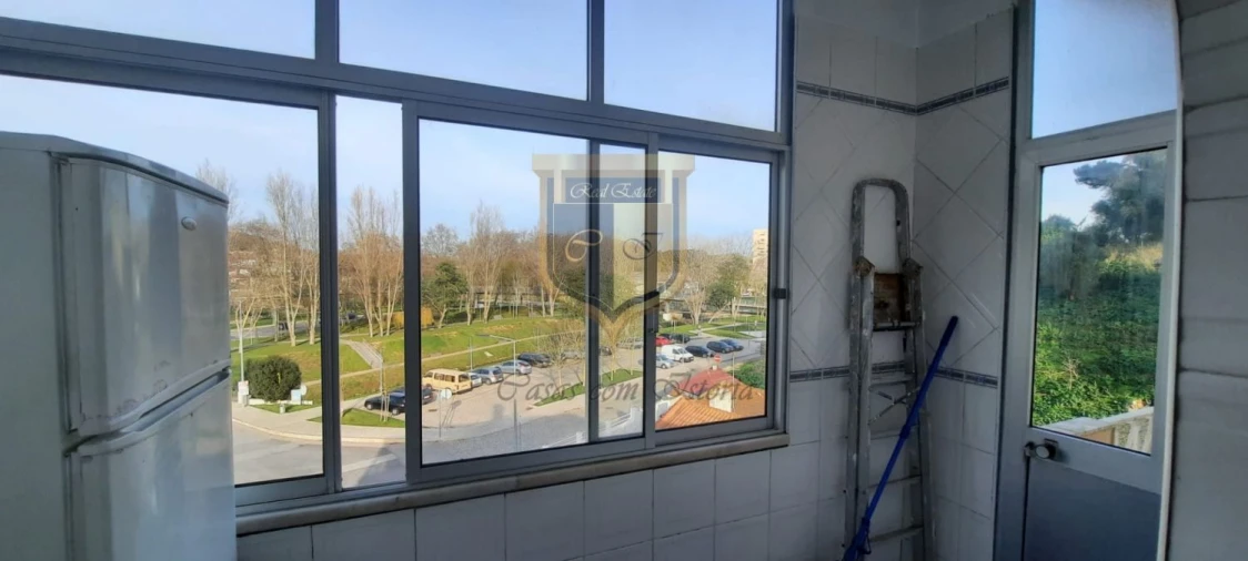 Apartamento T3 para Arrendamento em Santa Maria, São Pedro e Matacães Foto 19