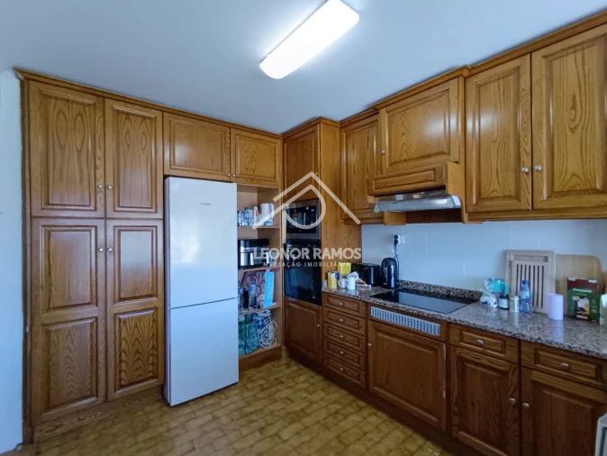 Apartamento T4 para Venda em Sé Nova, Santa Cruz, Almedina e São Bartolomeu Foto 10