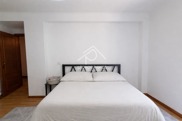 Apartamento T4 para Venda em Sé Nova, Santa Cruz, Almedina e São Bartolomeu Foto 18