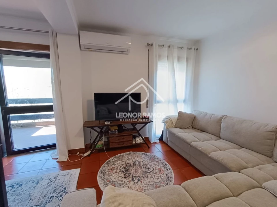 Apartamento T4 para Venda em Sé Nova, Santa Cruz, Almedina e São Bartolomeu Foto 5