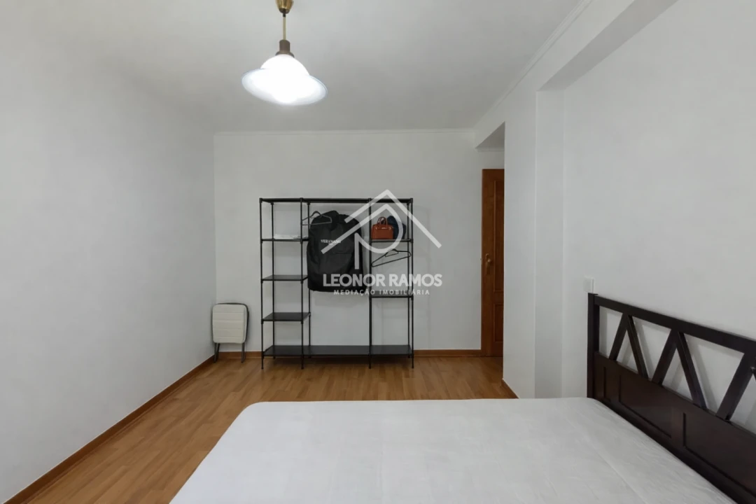 Apartamento T4 para Venda em Sé Nova, Santa Cruz, Almedina e São Bartolomeu Foto 16