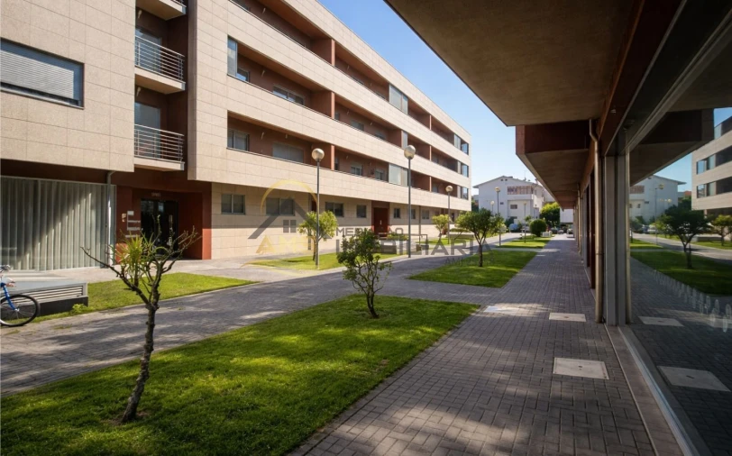 Apartamento T2 para Venda em Fafe Foto 6