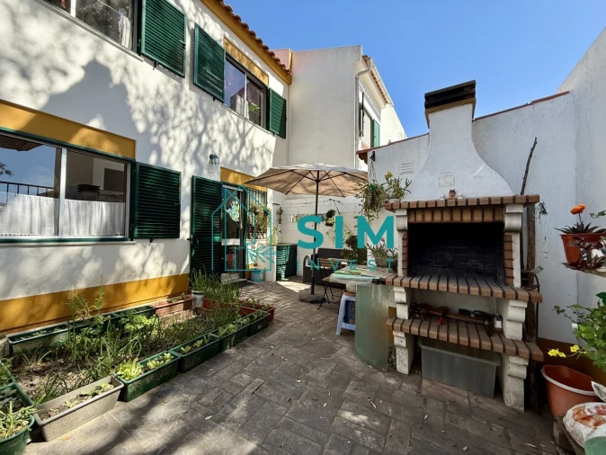 Moradia T4 para Venda em Azeitão (São Lourenço e São Simão) Foto 37