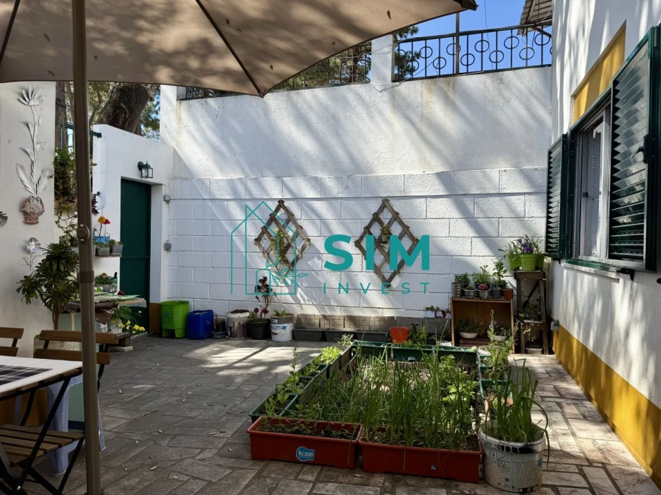 Moradia T4 para Venda em Azeitão (São Lourenço e São Simão) Foto 41