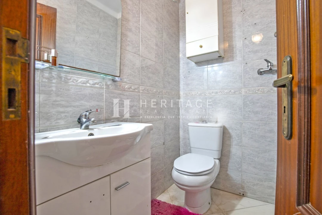 Apartamento T3 para Venda em Baixa da Banheira e Vale da Amoreira Foto 4