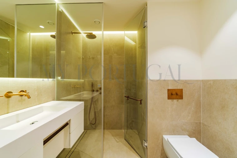 Apartamento T2 para Venda em Santa Maria Maior Foto 22