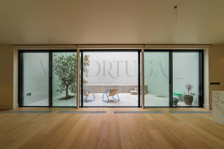 Apartamento T2 para Venda em Santa Maria Maior Foto 2