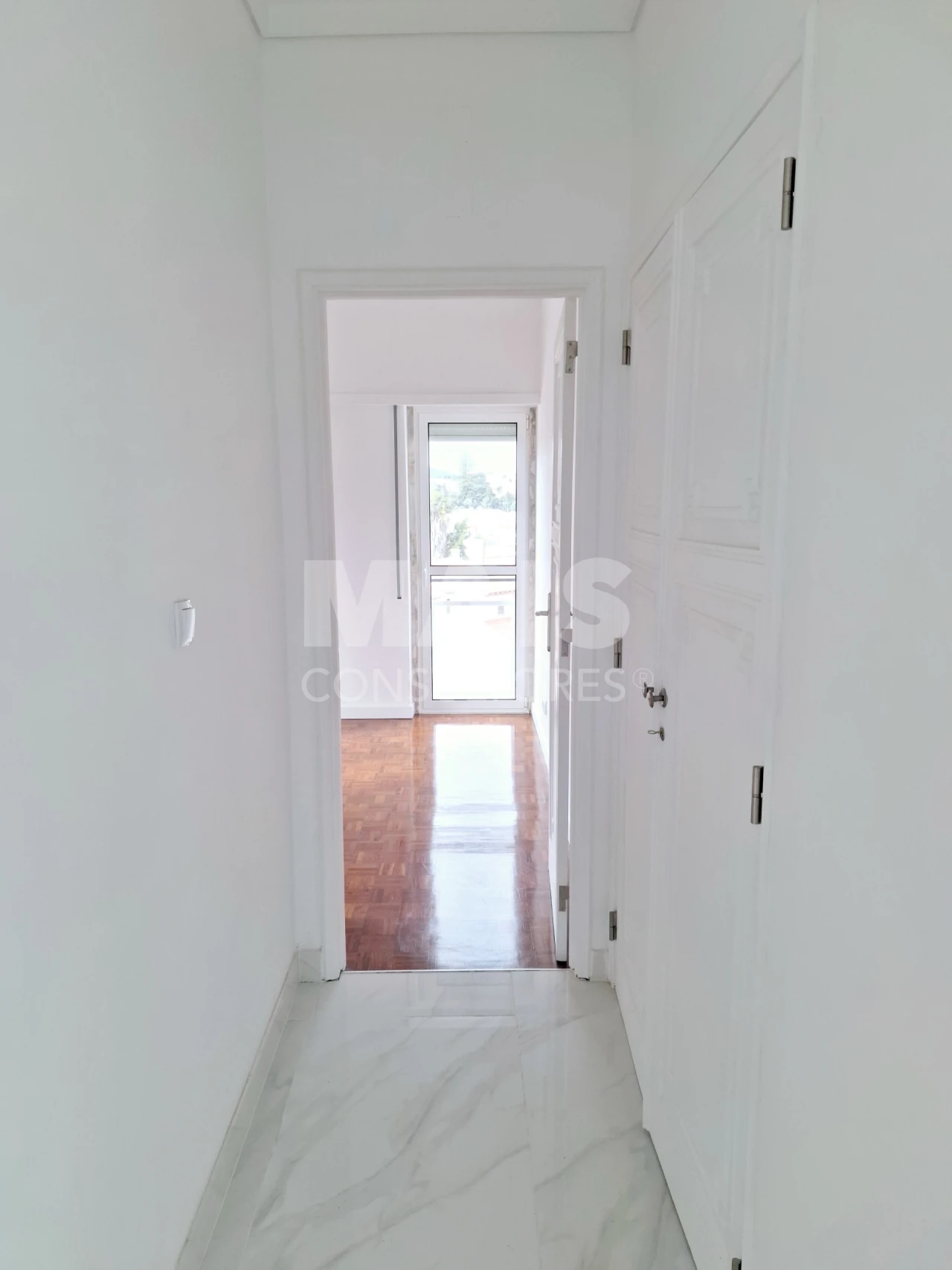 Apartamento T3 para Venda em Carcavelos e Parede Foto 4