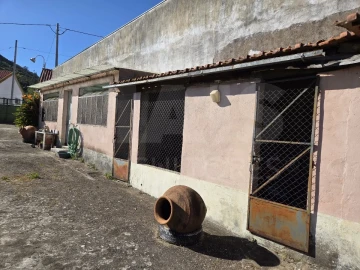 Moradia T3 para Venda em Moitas Venda