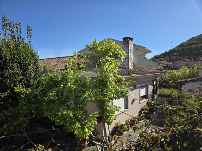 Moradia T3 para Venda em Moitas Venda Foto 2