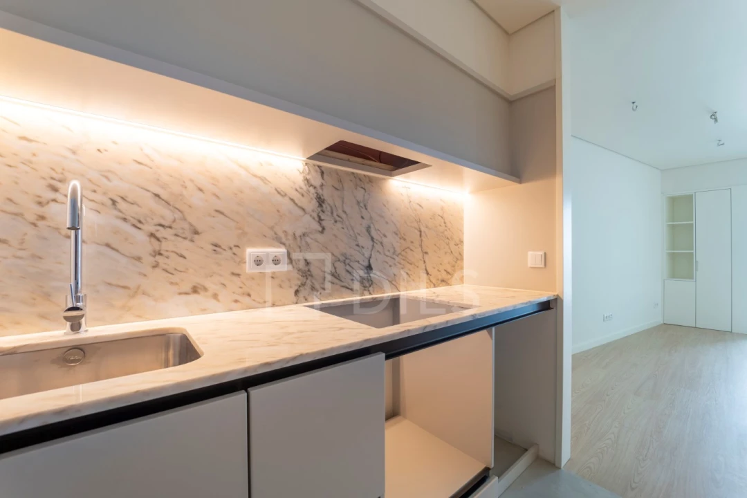 Apartamento T1 para Venda em Lordelo do Ouro e Massarelos Foto 5