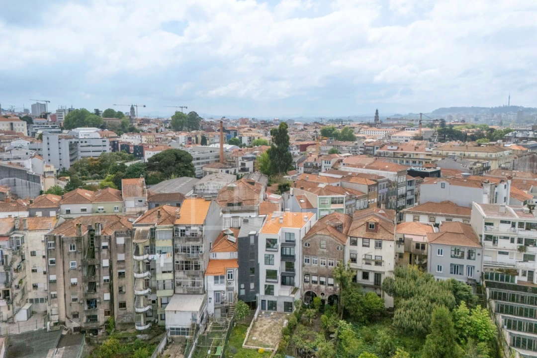 Apartamento T1 para Venda em Lordelo do Ouro e Massarelos Foto 16