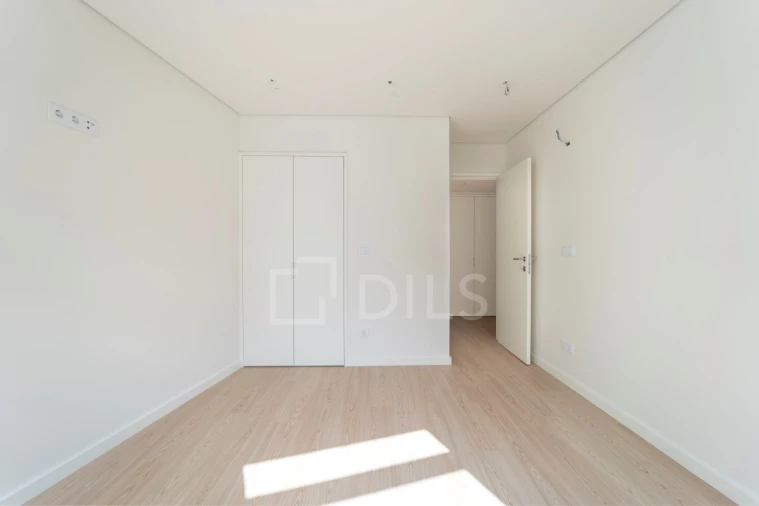 Apartamento T1 para Venda em Lordelo do Ouro e Massarelos Foto 4