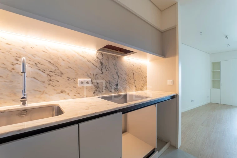 Apartamento T1 para Venda em Lordelo do Ouro e Massarelos Foto 5