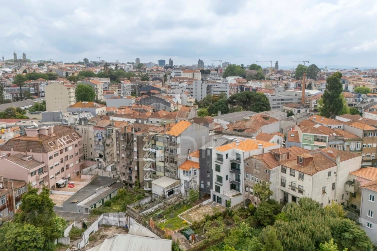 Apartamento T1 para Venda em Lordelo do Ouro e Massarelos Foto 15