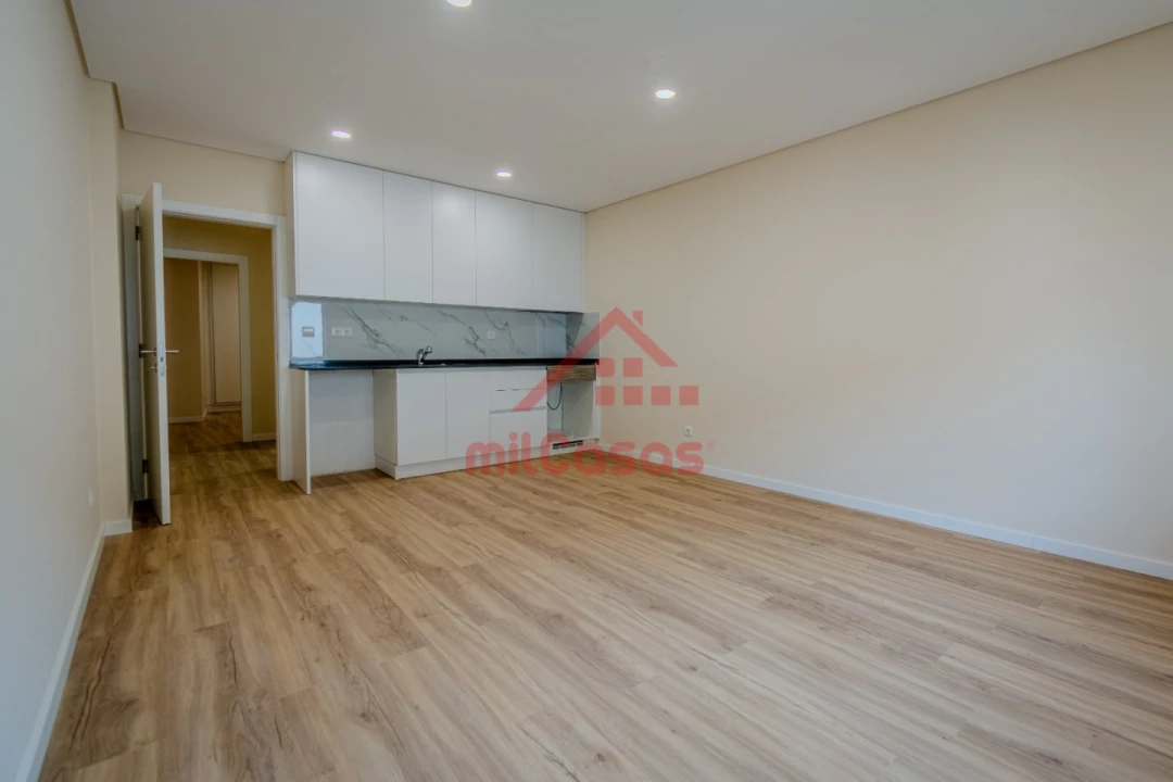 Apartamento T1 para Venda em Vilar Foto 3
