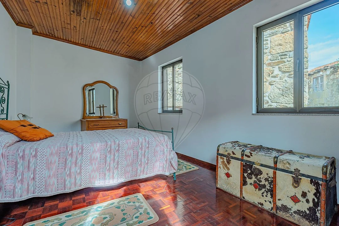 Moradia T1 para Venda em Armamar Foto 10