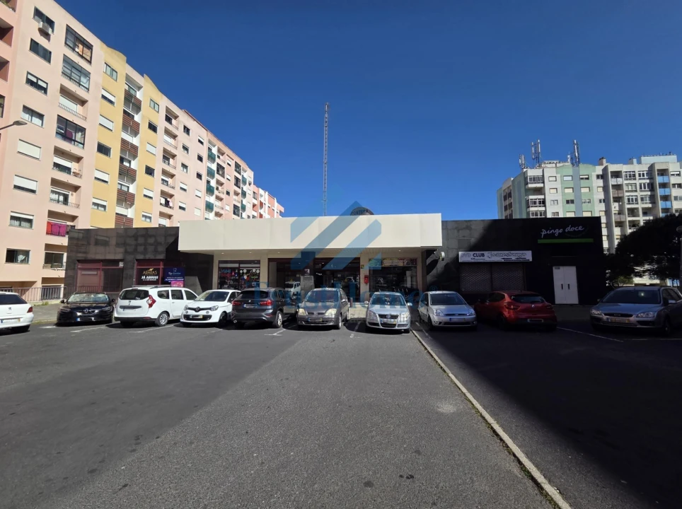 Negócio para Arrendamento em Cacém e São Marcos Foto 6