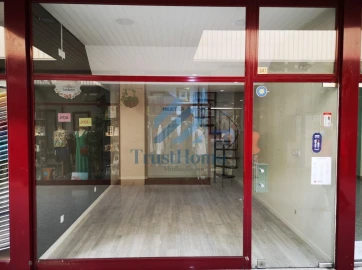 Negócio para Arrendamento em Cacém e São Marcos