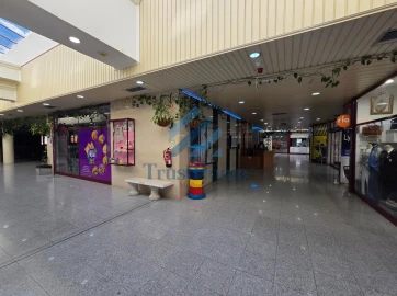 Negócio para Arrendamento em Cacém e São Marcos