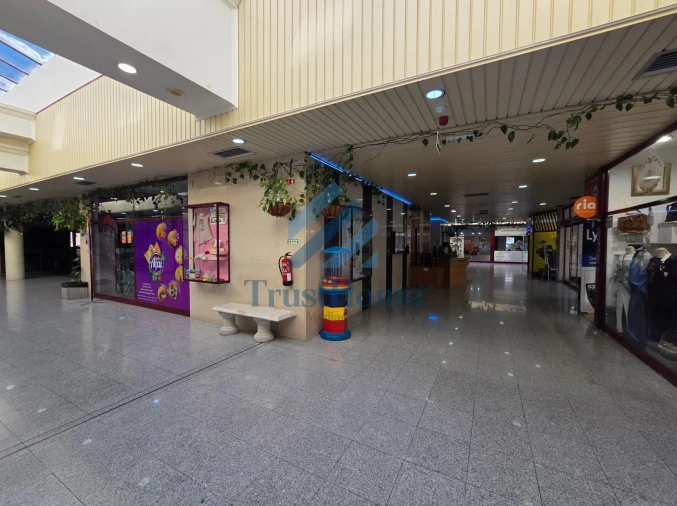 Negócio para Arrendamento em Cacém e São Marcos Foto 4