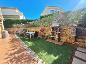 Moradia T4 para Venda em Portimão