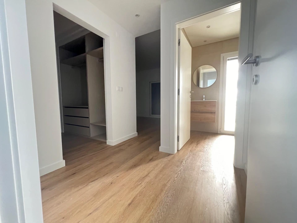 Moradia T3 para Venda em Corroios Foto 4