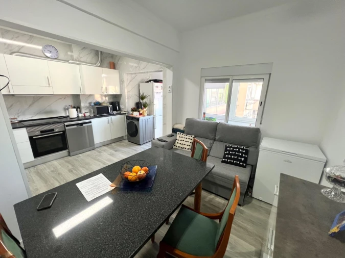 Apartamento T2 para Venda em Amora Foto 3