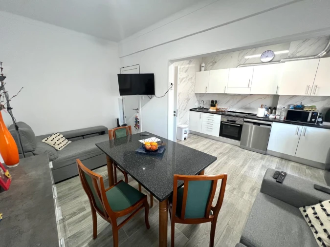 Apartamento T2 para Venda em Amora Foto 4