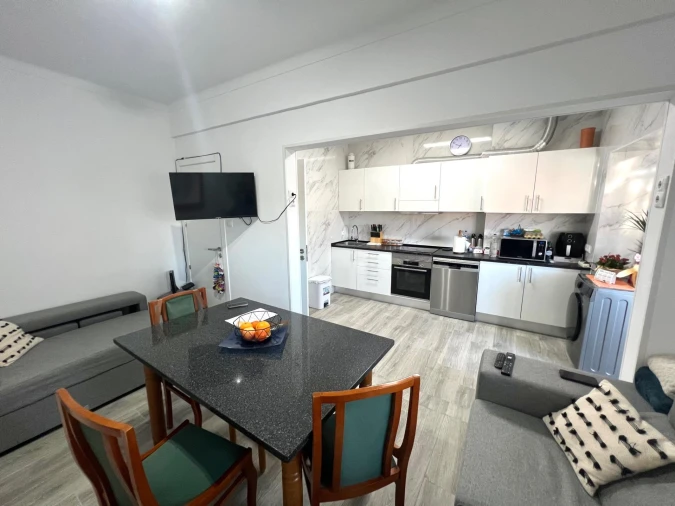 Apartamento T2 para Venda em Amora Foto 8