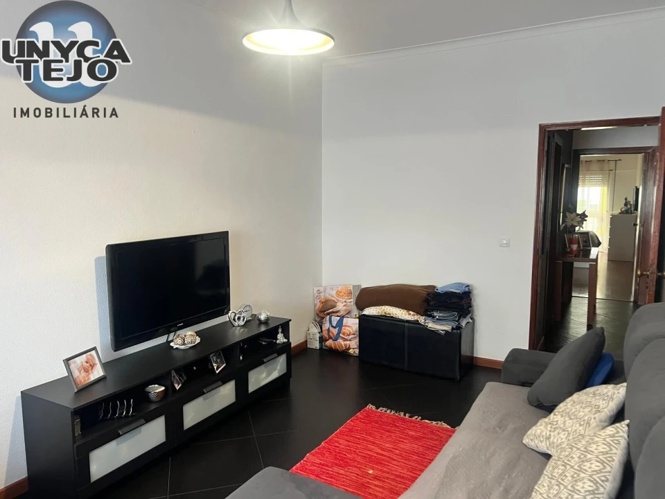 Apartamento T2 para Venda em Amora Foto 7