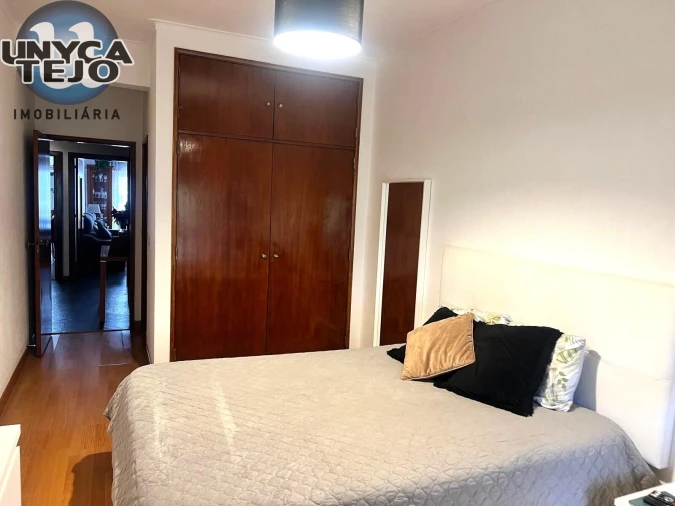 Apartamento T2 para Venda em Amora Foto 13