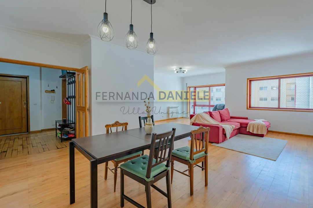 Apartamento T3 para Venda em Mafamude e Vilar do Paraíso Foto 10