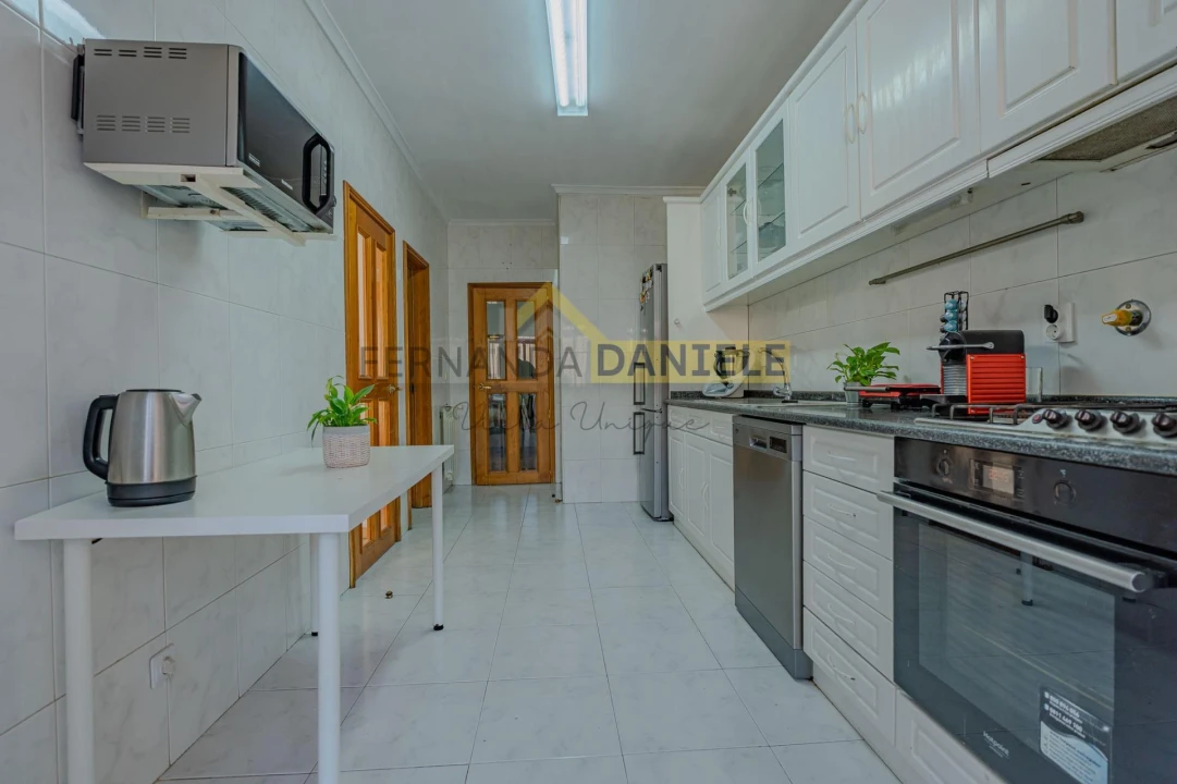 Apartamento T3 para Venda em Mafamude e Vilar do Paraíso Foto 12